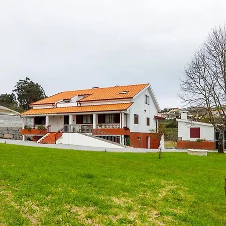 Hébergement de vacances Maison Avec Piscine : Quinta Do Sol *